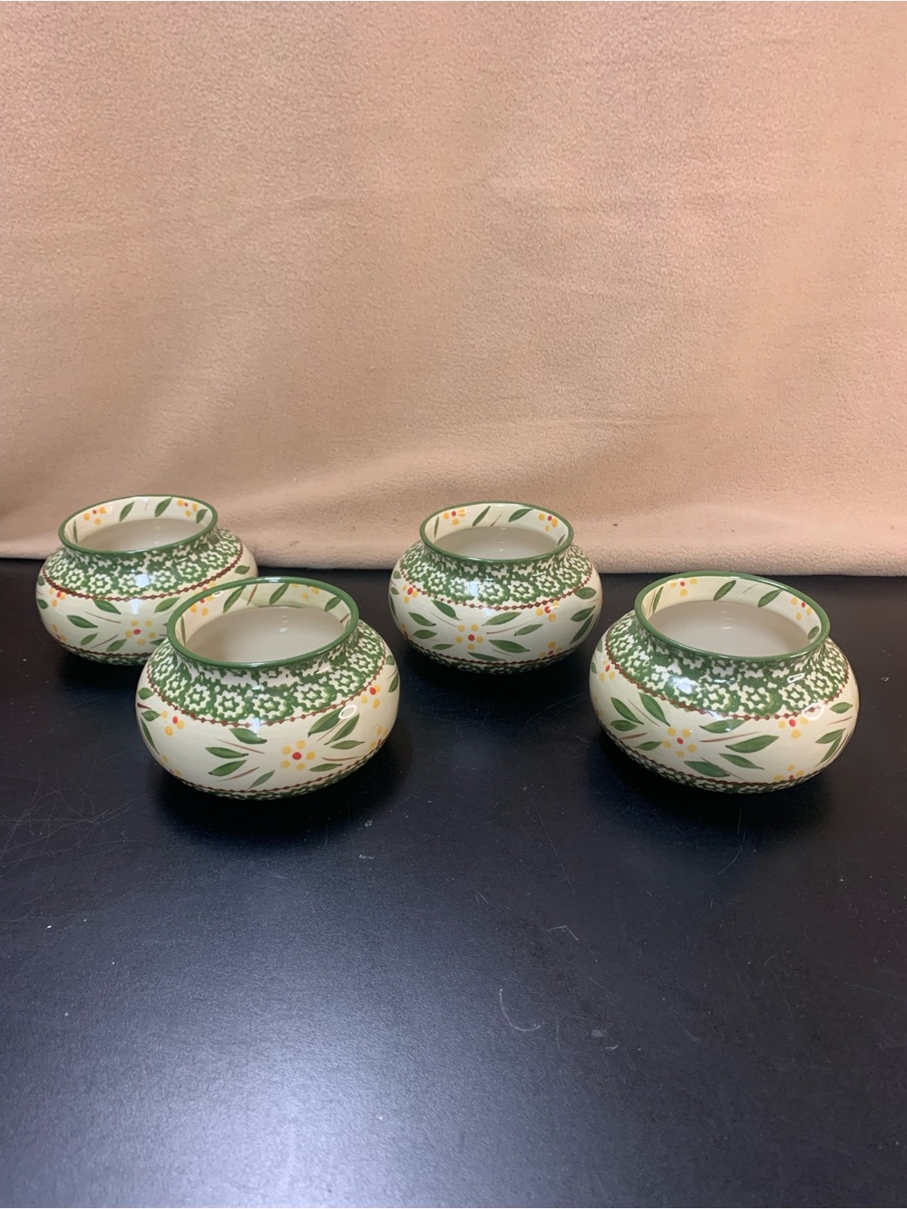 Temp-Tations Green Floral Ceramic Tea Light Holders - Set of 4. Inv 906